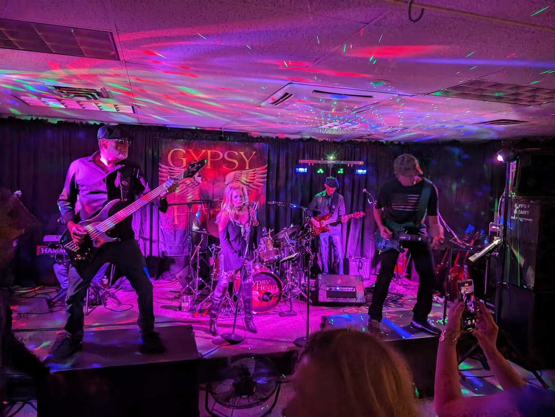 Gypsy Heart member Bill Miller (left, bass) and Dave Krasinski (right, guitar)